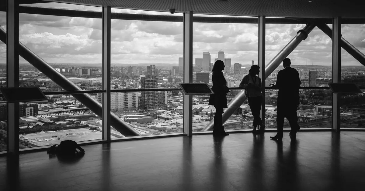 Hvad tjener en lærer? Lønoverblik 2026